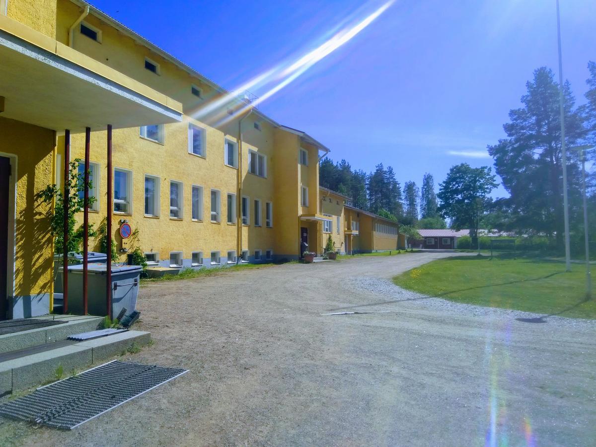 Hostel Vanha Koulu Monola Exterior photo